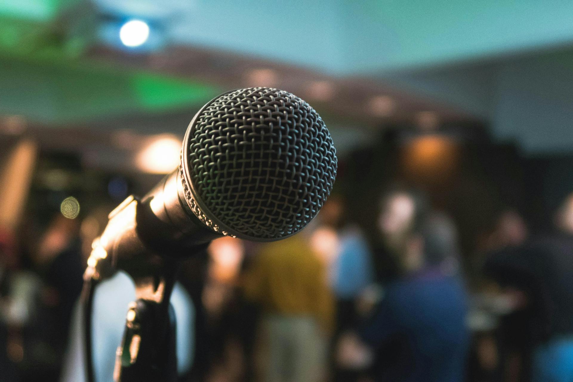 Close up of microphone. Pitch the perfect press release to the right audience
