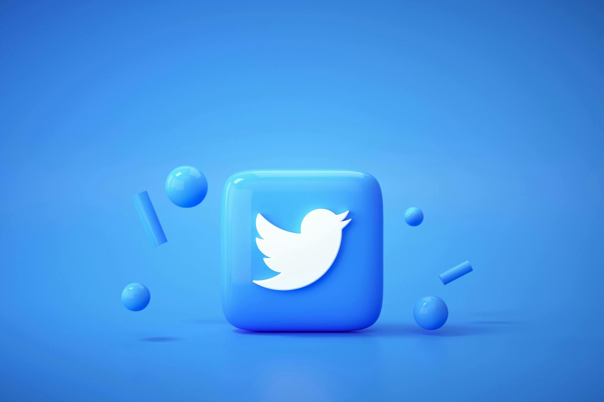 Logo de Twitter sur un carré en 3D